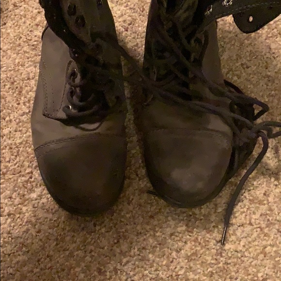 Steve Madden dark gray/blue boots - Picture 5 of 5